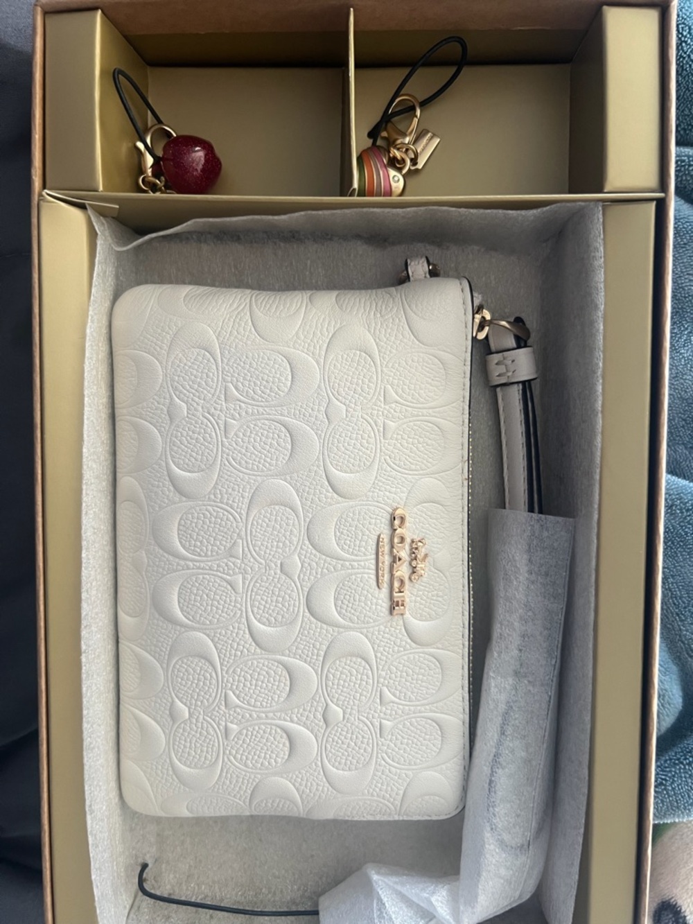 Coach Cream Leather Embossed Wristlet with Gold Hardware - Picture 1 of 1